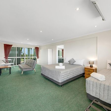 Reef Adventureland Motor Inn Tannum Sands Eksteriør billede