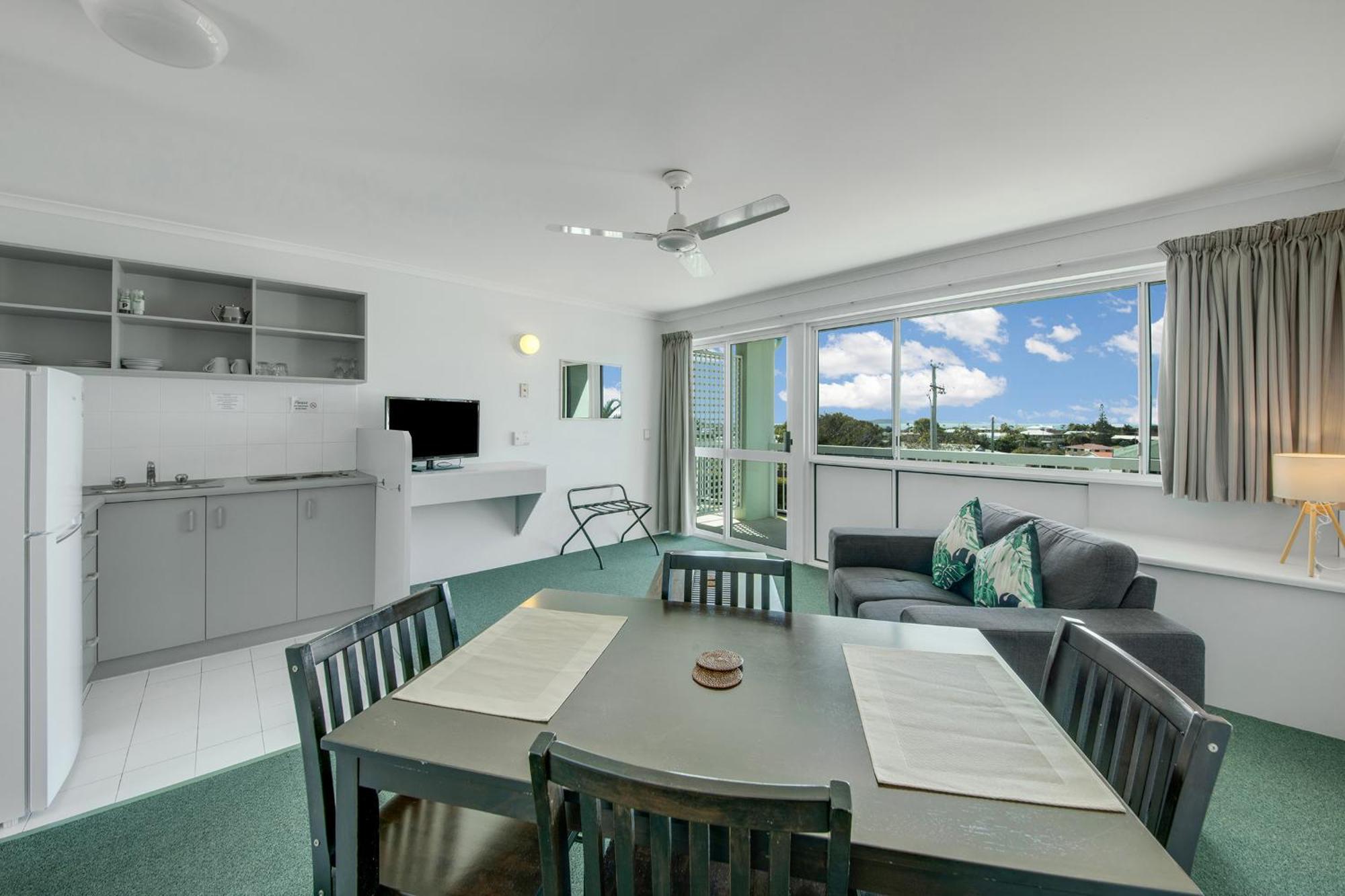 Reef Adventureland Motor Inn Tannum Sands Eksteriør billede