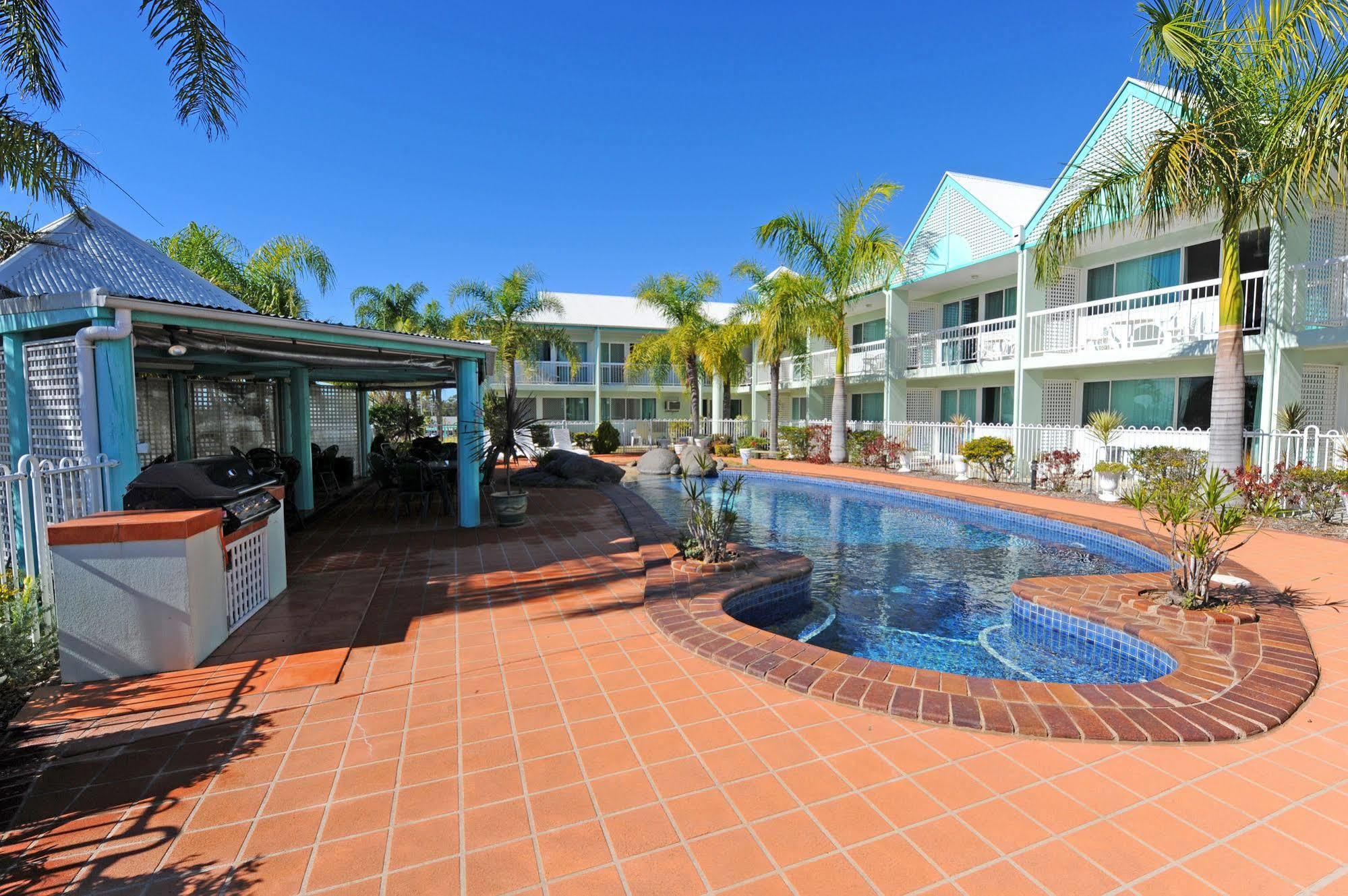 Reef Adventureland Motor Inn Tannum Sands Eksteriør billede