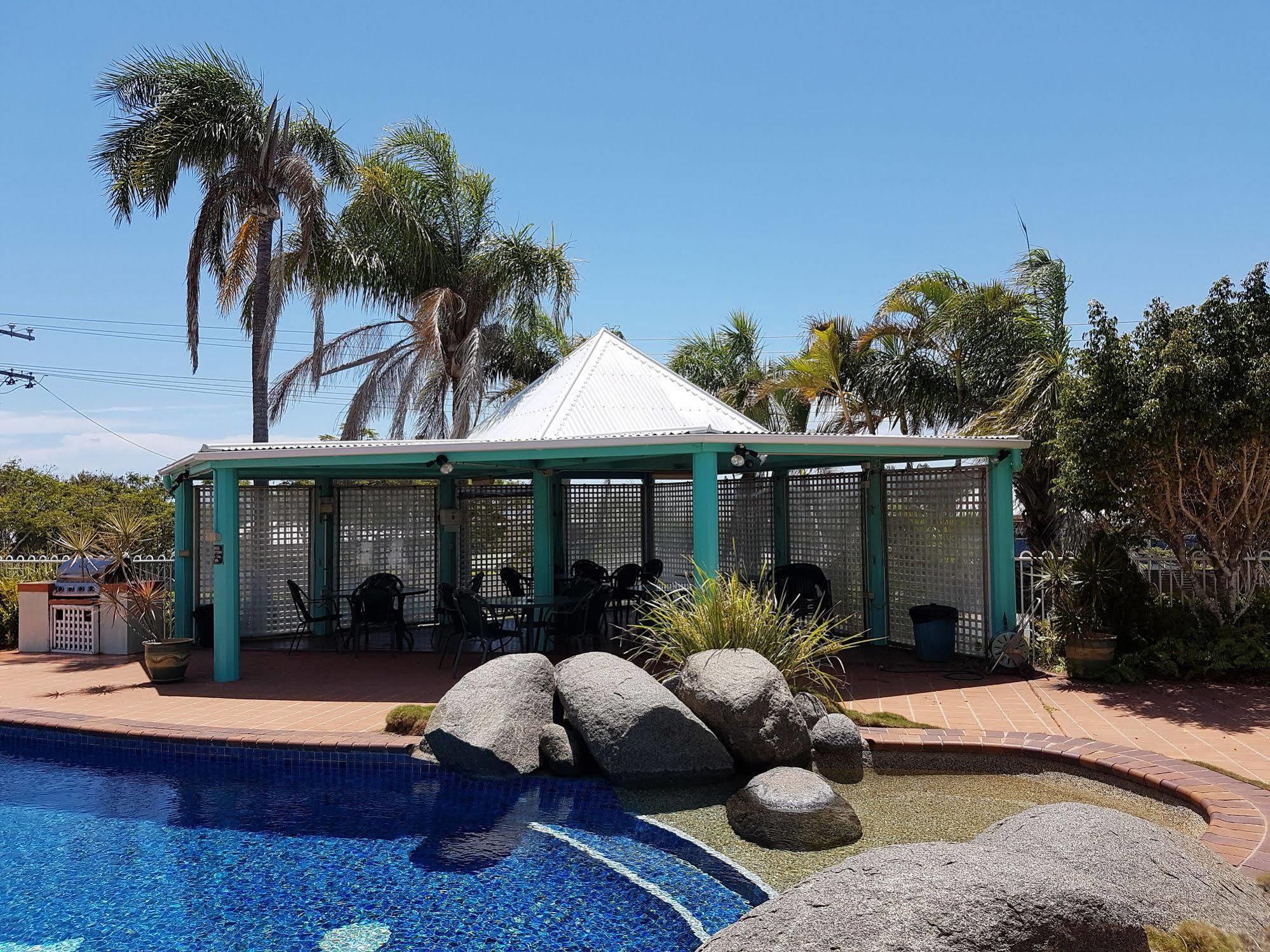 Reef Adventureland Motor Inn Tannum Sands Eksteriør billede